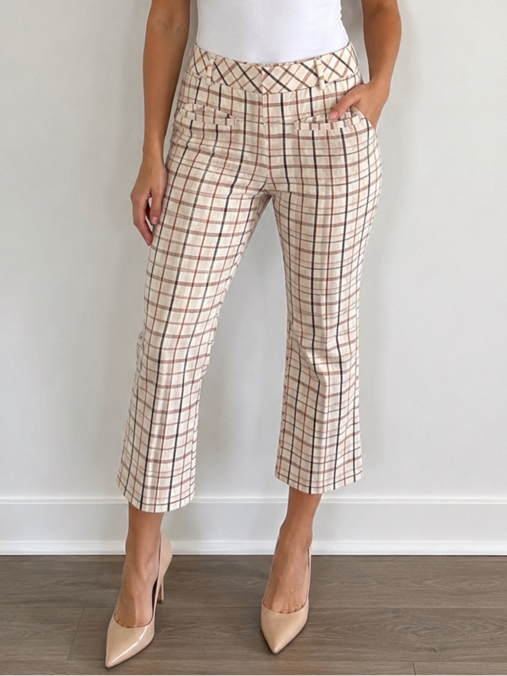 Anthropologie The Essentials Collection Cream Plaid Cropped Pants